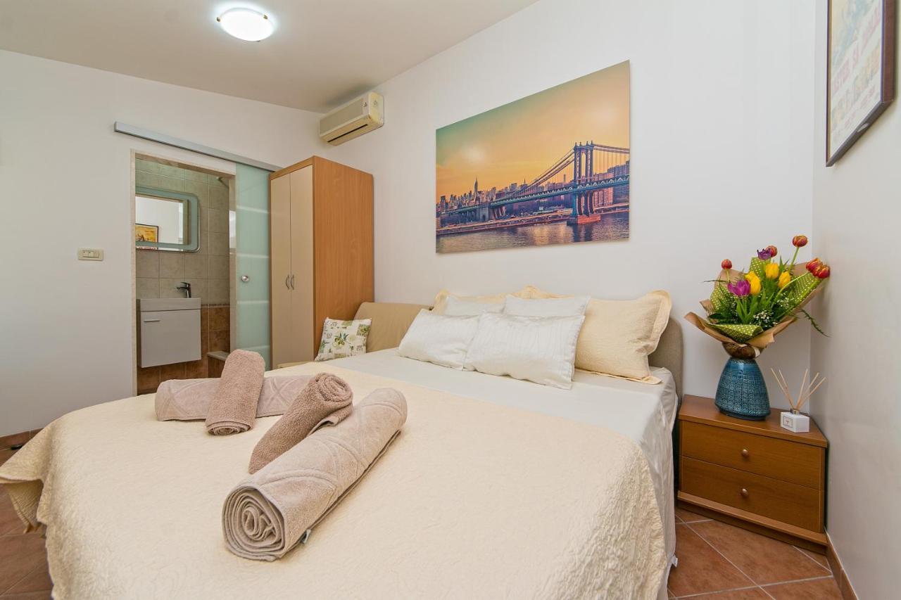 Apartman Stipic 1 Baška Voda Buitenkant foto