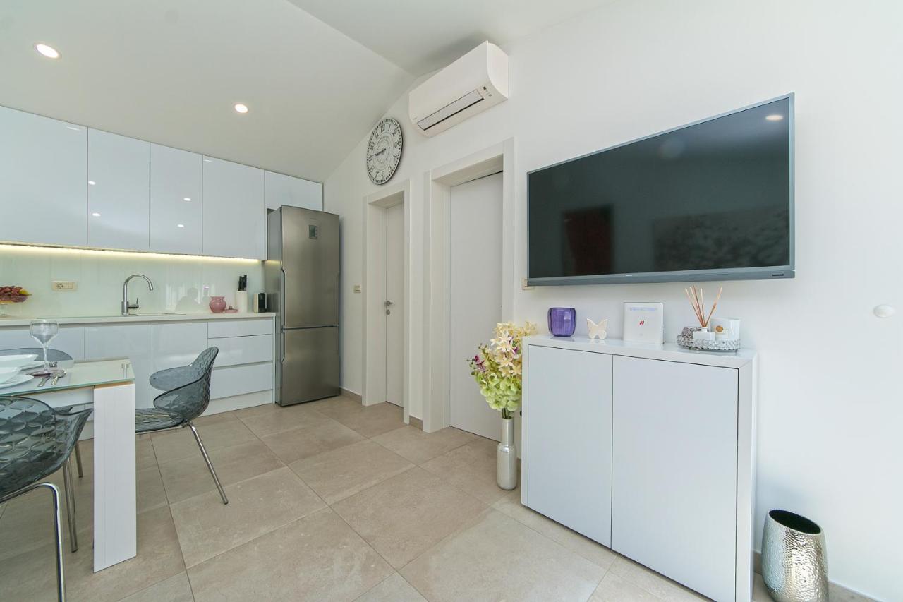 Apartman Stipic 1 Baška Voda Buitenkant foto