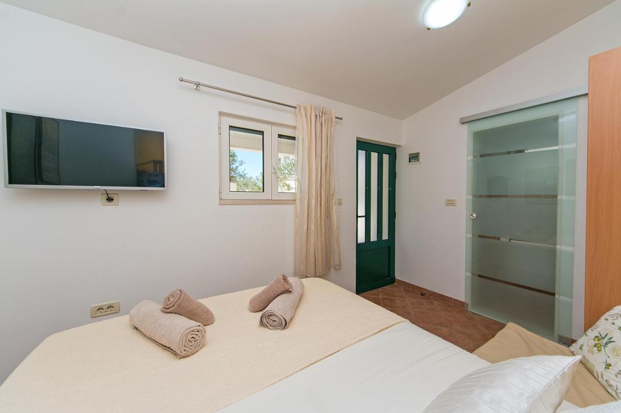 Apartman Stipic 1 Baška Voda Buitenkant foto