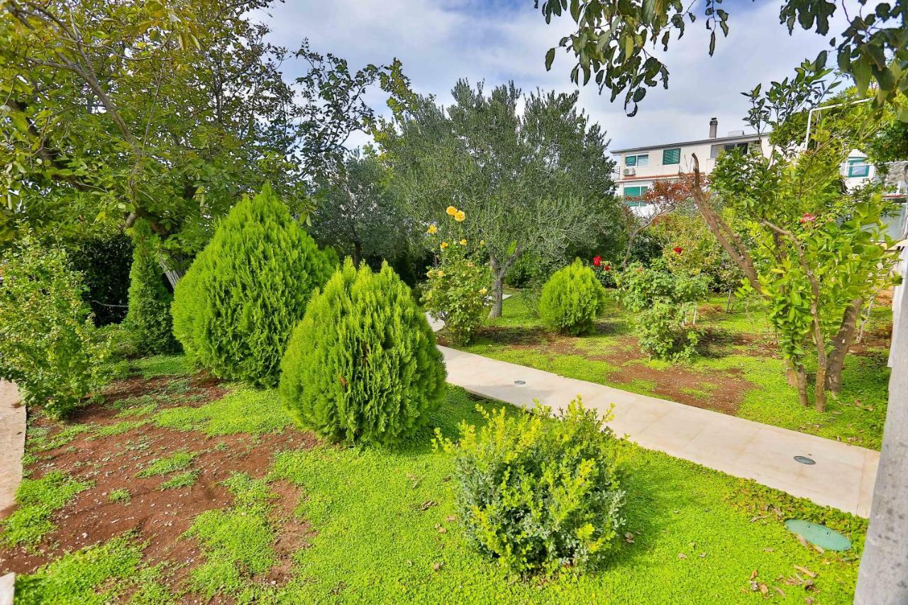 Apartman Stipic 1 Baška Voda Buitenkant foto