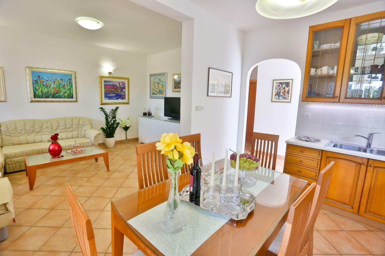 Apartman Stipic 1 Baška Voda Buitenkant foto