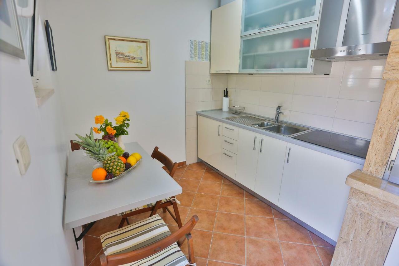 Apartman Stipic 1 Baška Voda Buitenkant foto